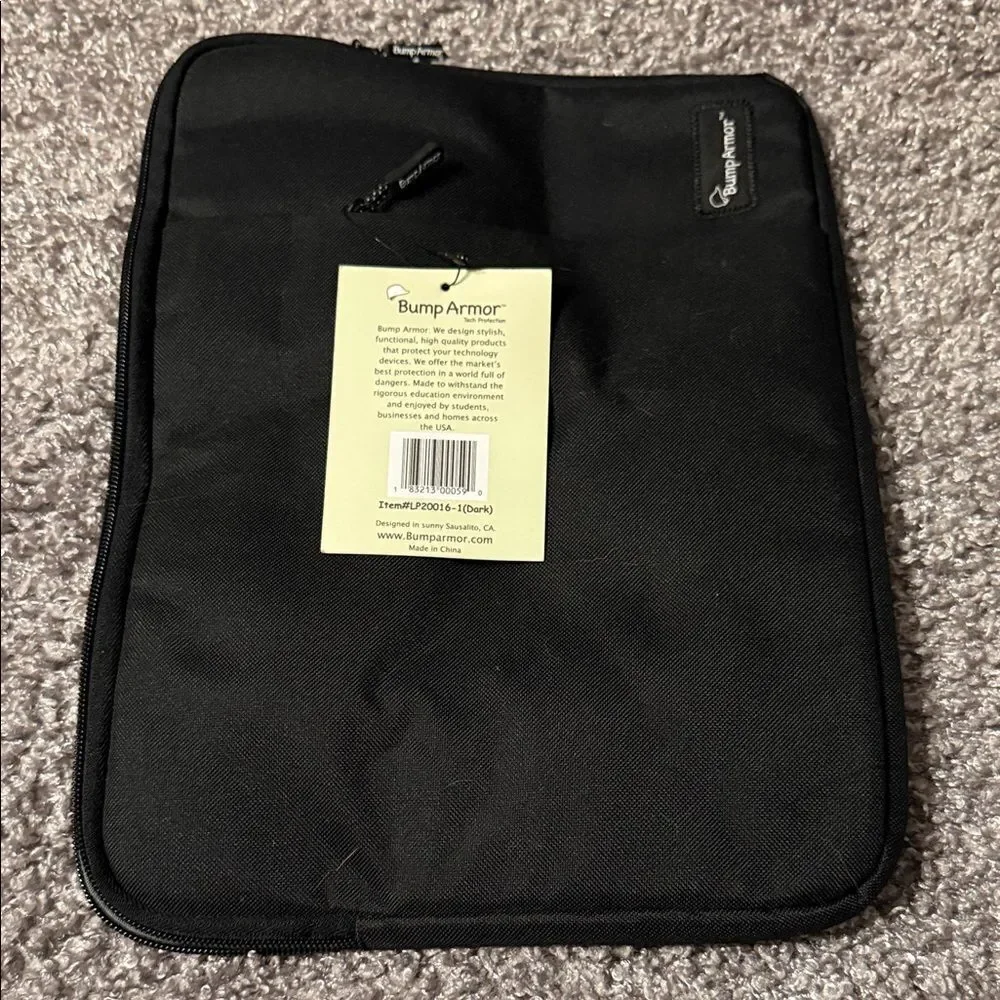 Bump Armor Black Tablet Sleeve